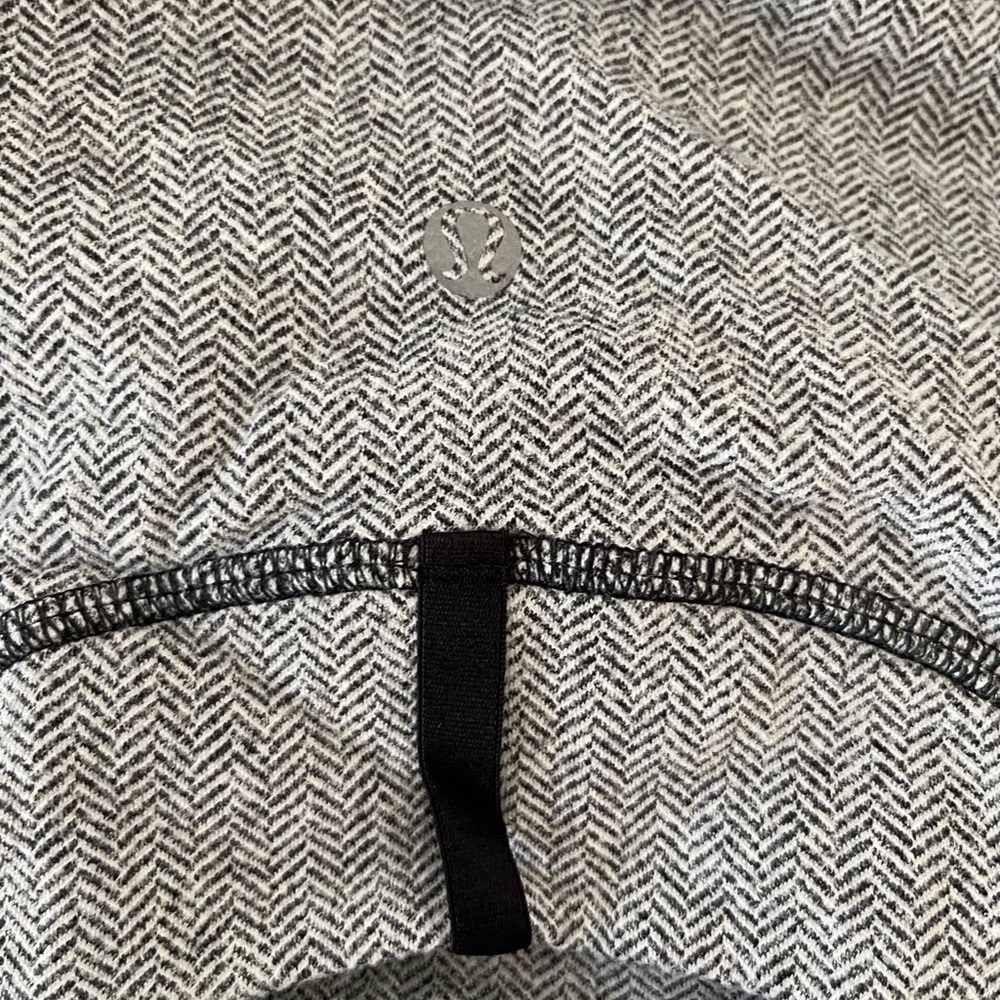 Lululemon Define Jacket - Picture 4 of 5